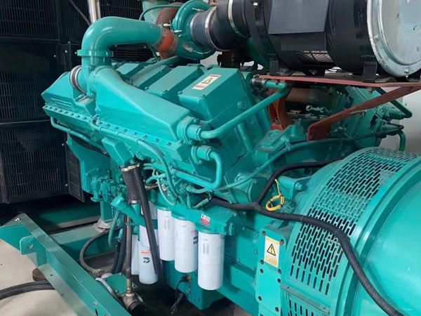 宜昌更换100kW柴油发电机组机油时，需要注意哪些事项？