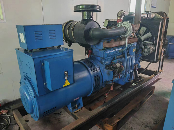 宜昌100kW柴油发电机组使用多级机油有哪些优缺点？